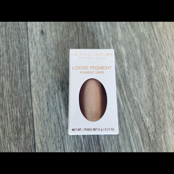 Anastasia Beverly Hills Loose Pigment Makeup - Picture 5 of 5